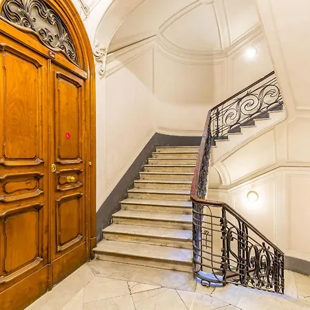 Apartamento Piazza Amedeo Stylish By Wonderful Italy Nápoles