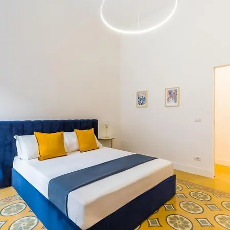 Piazza Amedeo Stylish By Wonderful Italy * Nápoles